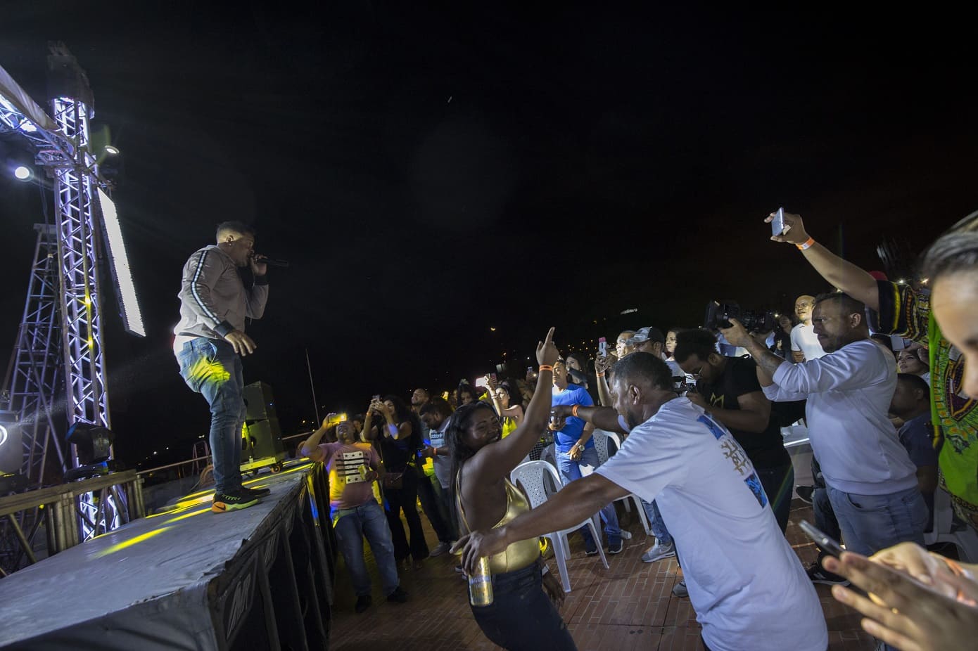 Dancing out of the wall with locals
