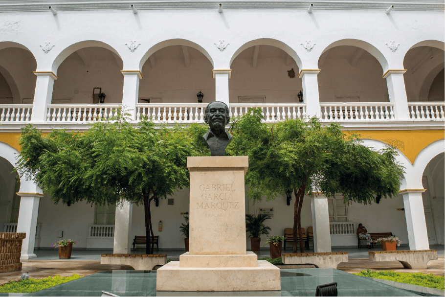 Learn about Garcia Márquez with a local expert